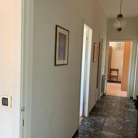 Arpinati At Sea 라팔로